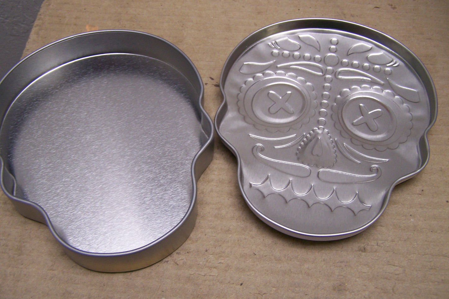 Wholesale Lot of 10 Day of the Dead Sugar Skull Metal Candy Tin, White - Dia de los Muertos