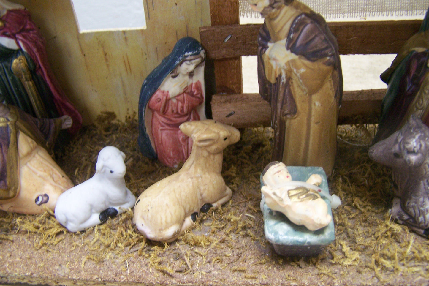 1980s Larger Tabletop Basic Wooden Nativity Set, Resin Figurines #2 - Mexico