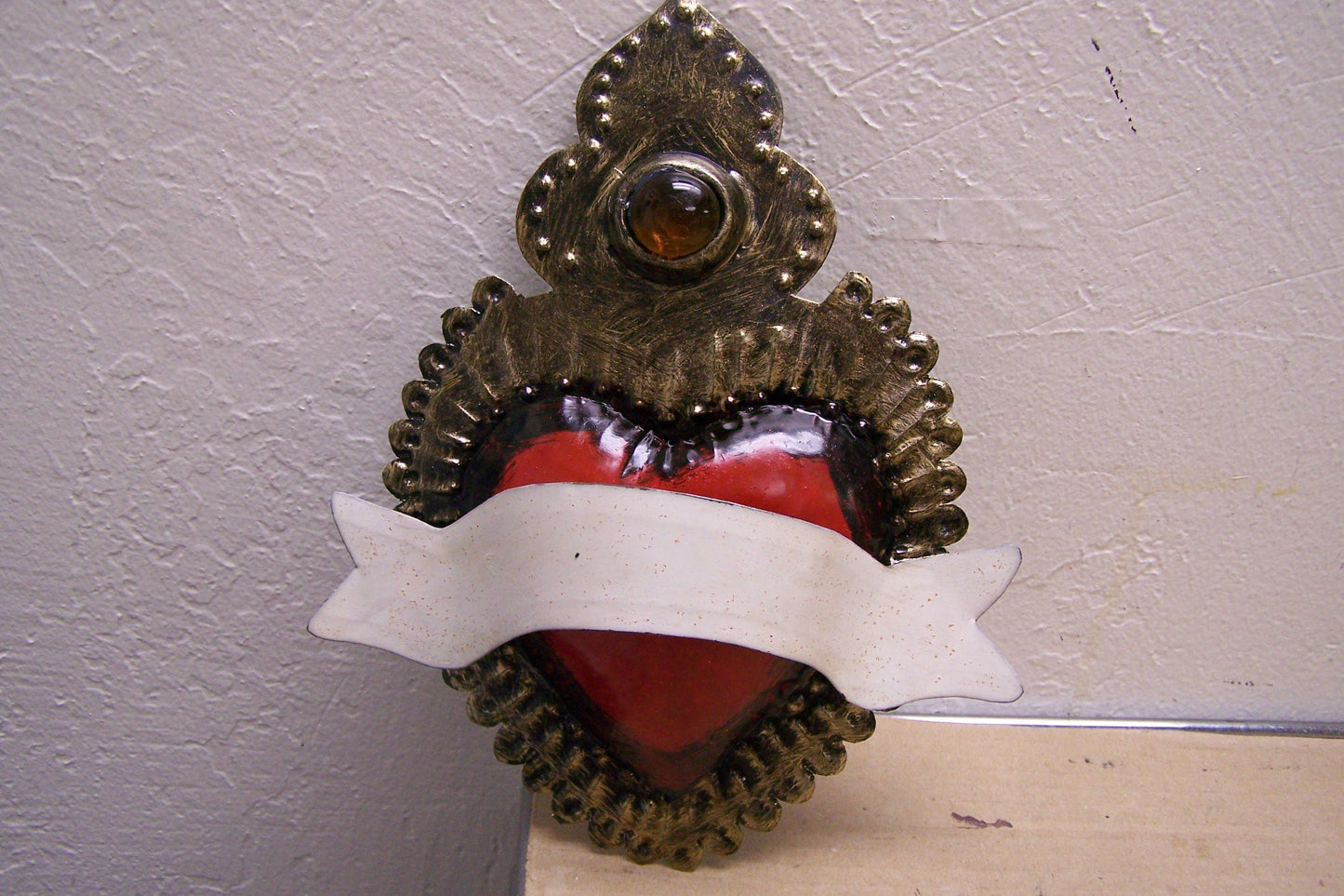 Painted 3D Tin Sacred Heart with Blank Banner - Mexico