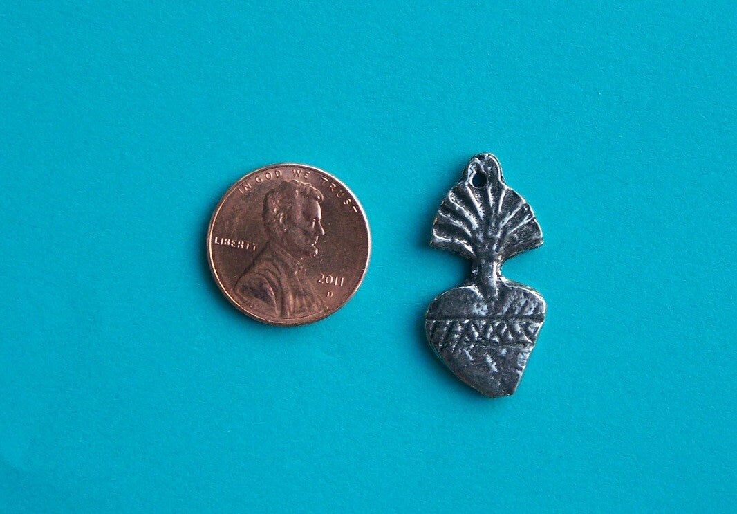 Milagro Lot - Lot of 25 Flamed Pewter Heart Milagros Type III