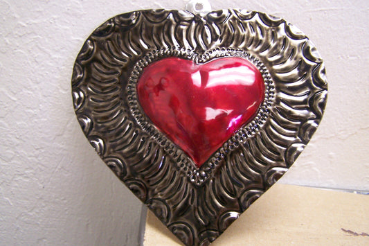 Wide Tin Painted Sacred Heart Milagro Ex Voto, Type 2 - Mexico