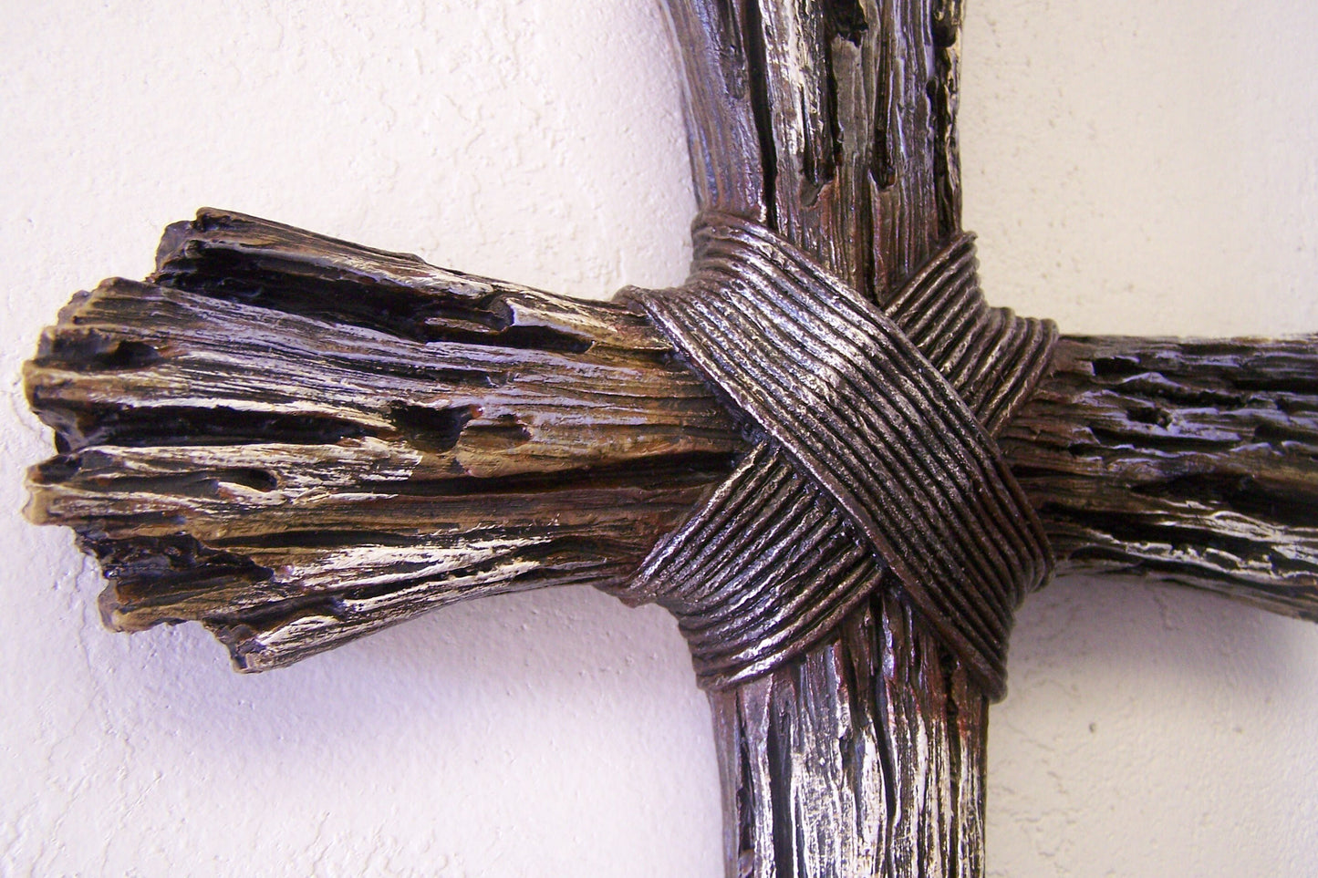 Rustic Resin Cross - Faux Wood and Wires