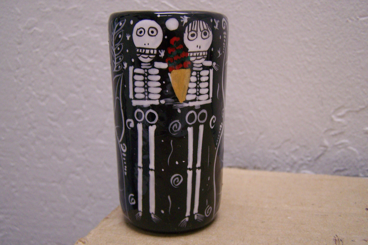 Ceramic Day of the Dead Shot Glass - Skeletons with Bouquet #1 - Mexico