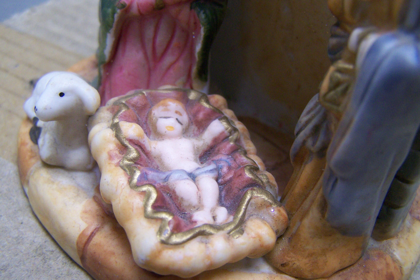 Tabletop Basic Ceramic Nativity Set with "Gloria" Angel - Mexico